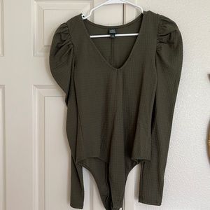 Wild fable puff sleeve bodysuit